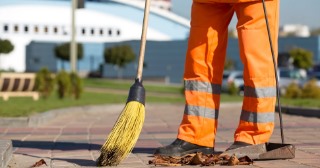 Уборка территории Тольятти, цена от 1040 руб./час
