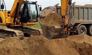 Выкопать яму экскаватором в Тольятти от 936 руб. - 2Землекопа-Тля